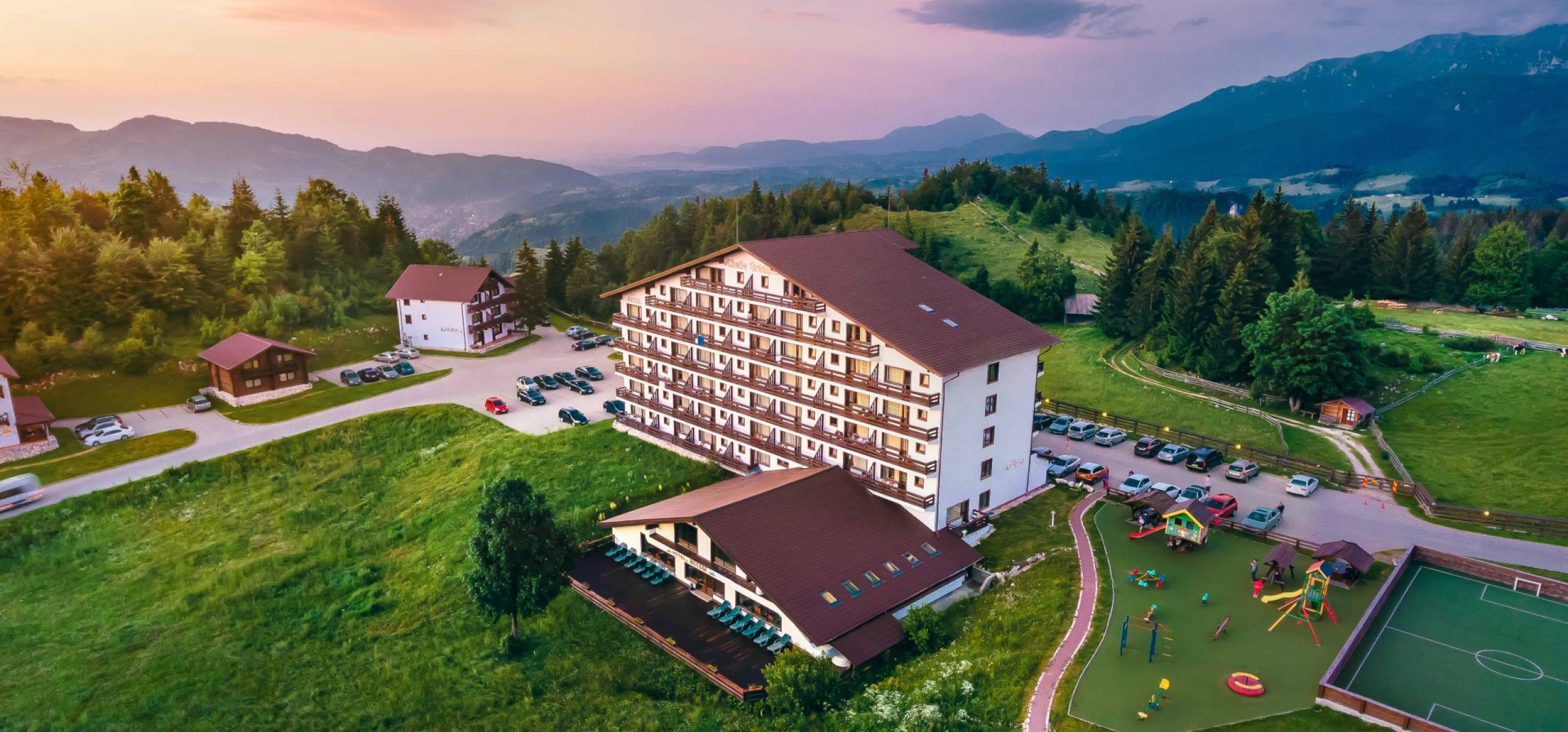 peisaj-montan-hotel-bucegi peisaj-montan-hotel-bucegi
