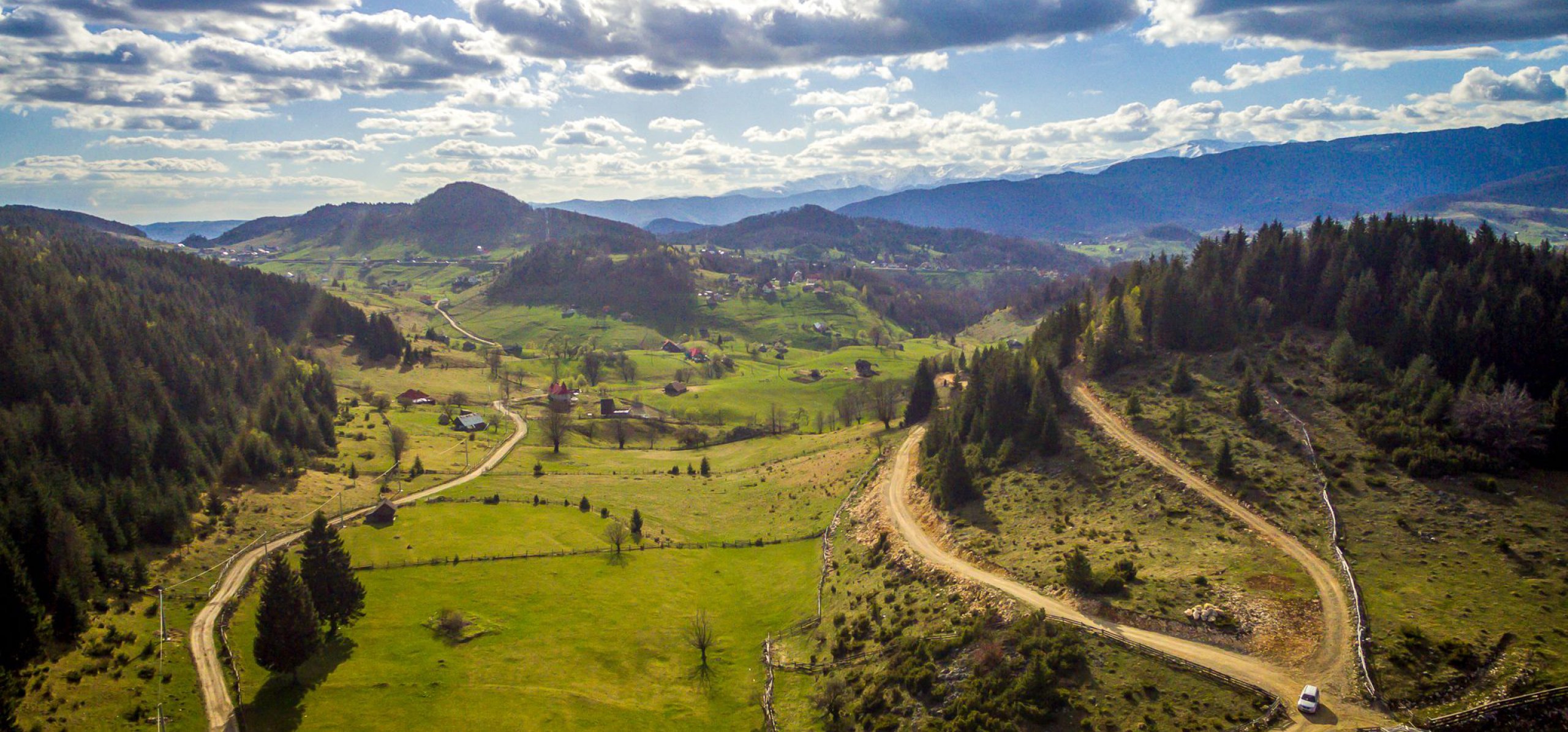 Cheile Gradistei Fundata drumuri off-road Cheile Gradistei Fundata drumuri off-road