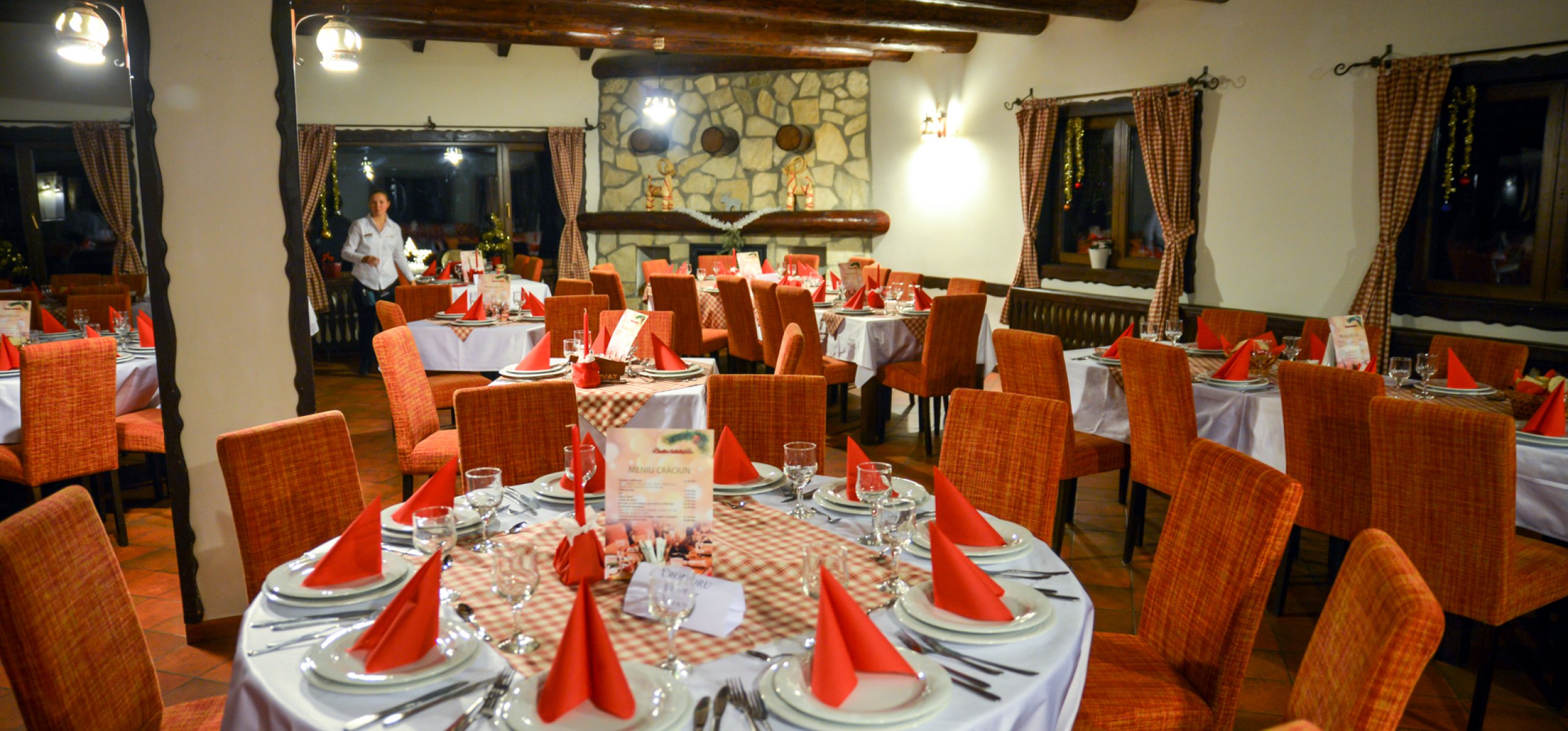 Interior-Restaurant-Fundata-cheile-gradistei-restaurant Interior-Restaurant-Fundata-cheile-gradistei-restaurant